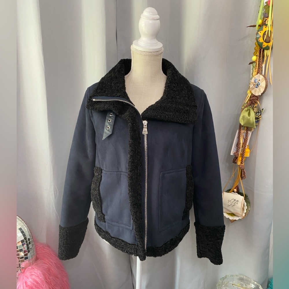 NWOT ANN TAYLOR NAVY BLUE FAUX SUEDE BLACK SHERPA JACKET COAT SIZE 8 - Picture 3 of 10